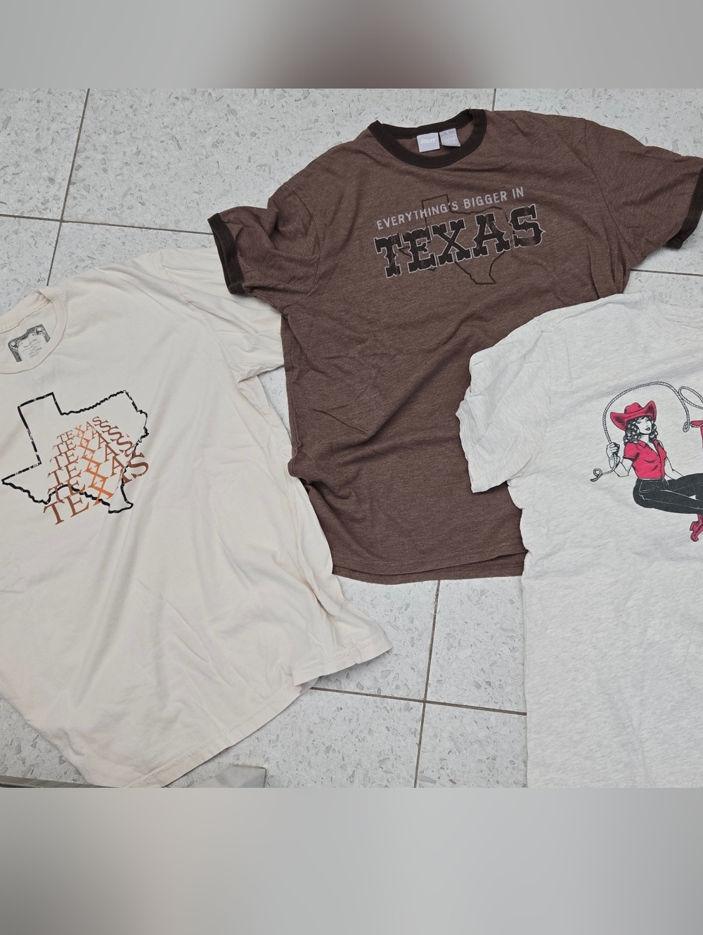 (3) TEXAS Graphic T-Shirts LARGE & X-LARGE